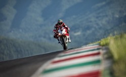 【足彩网赛事中心】雷迪克深情赞誉詹姆斯，湖人主帅眼中的篮球传奇