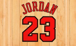 【足彩网赛事中心】利物浦3-0横扫马赛豪取13场不败，11亿豪阵升至英超第四，33岁巨星疲态引关注